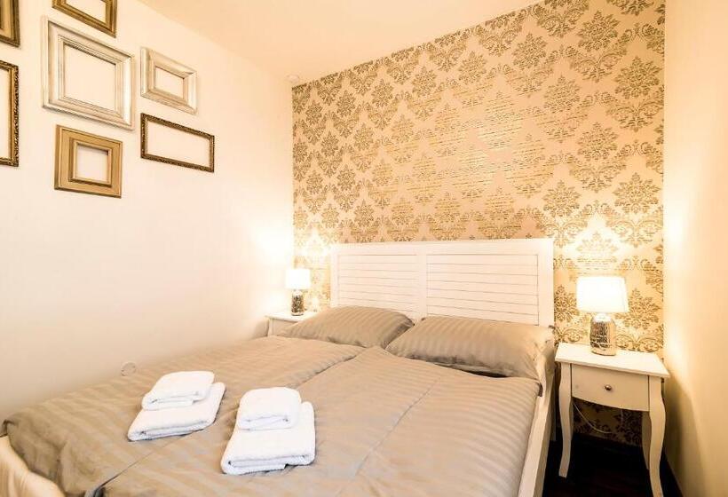 スーペリアールーム, Pumpion