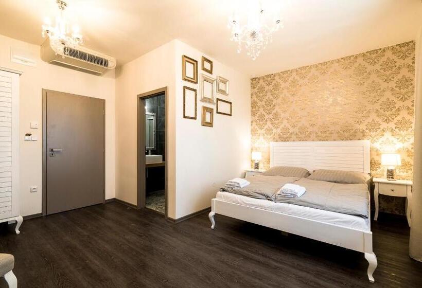 スーペリアールーム, Pumpion