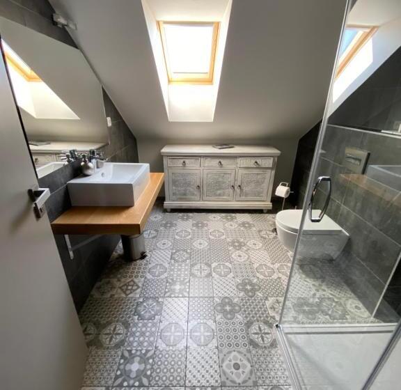 ２ベッドスイートルーム, Pumpion