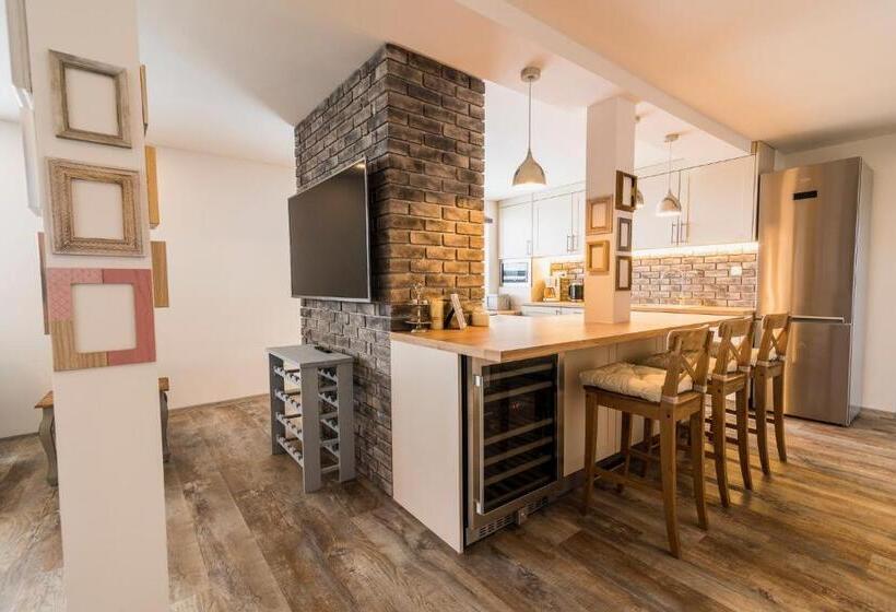 ２ベッドスイートルーム, Pumpion