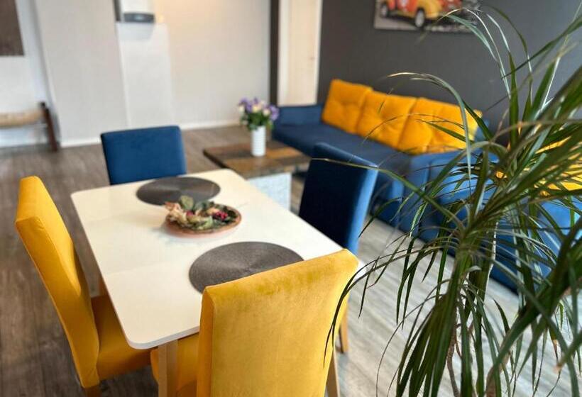 آپارتمان 1 خوابه, Teodoroiu Nr. 5