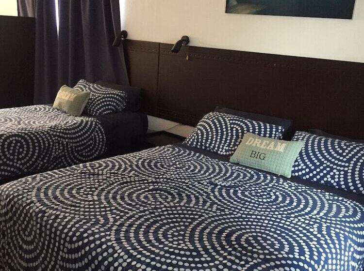 חדר דלוקס לשלושה עם נו לים, Umkomaas Lodge