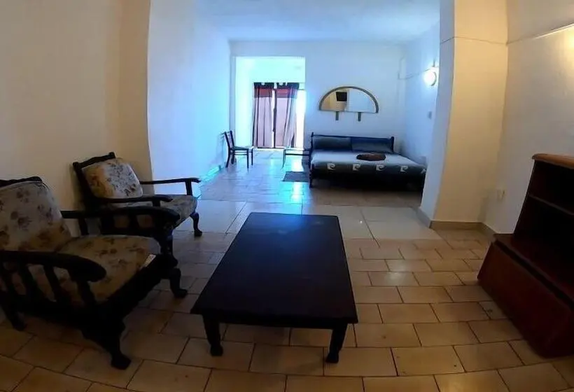 家族用アパートメント, Umkomaas Lodge
