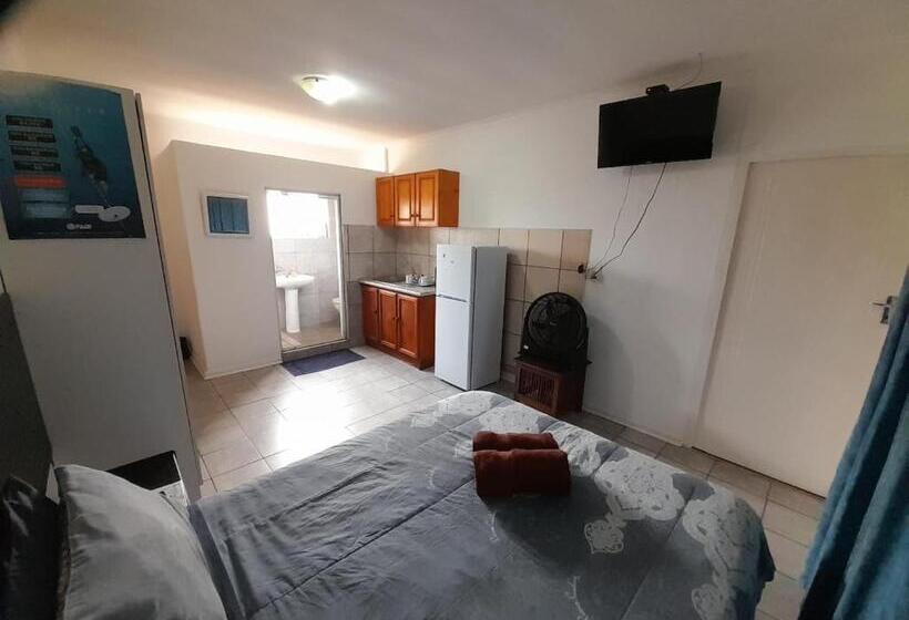 חדר אקונומי, Umkomaas Lodge