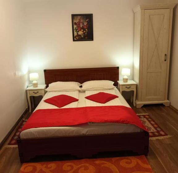 标准工作室, Amaraz Center