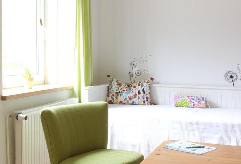 Quarto Quádruplo Estandar, Villa Viriditas
