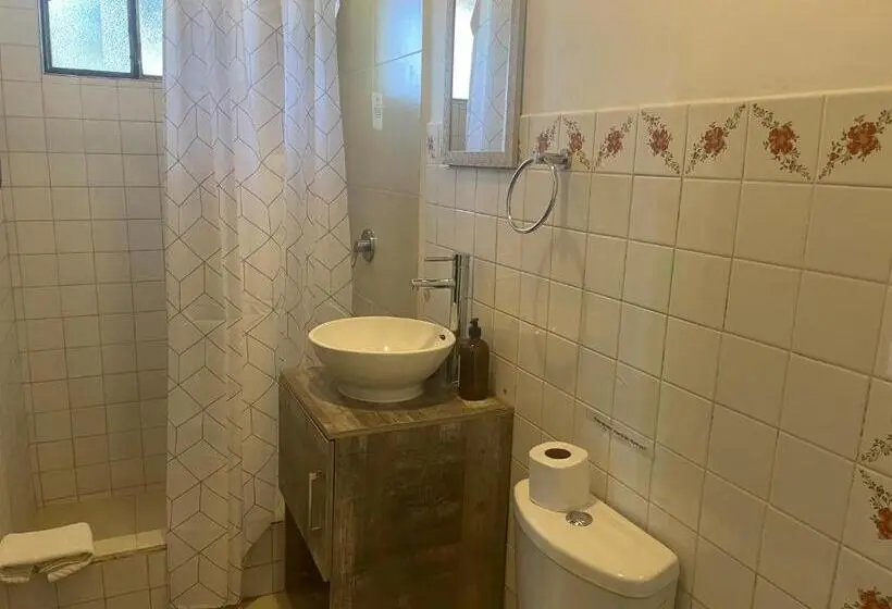 スタンダードシングルルーム, Quito Airport Suites Hotel