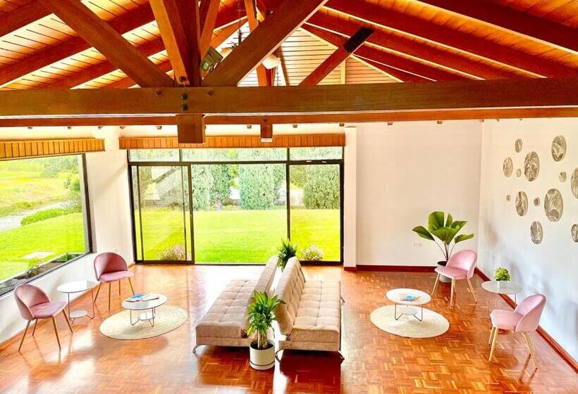 디럭스 스위트, Quito Airport Suites Hotel