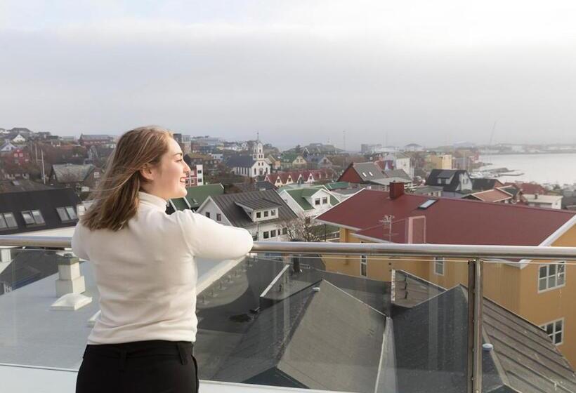 סוויטה עם מרפסת, 62n Hotel   City Center