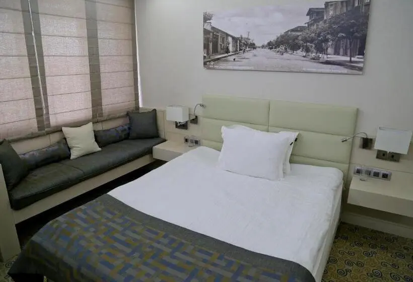 Deluxe Yhden Hengen Huone, Svilena