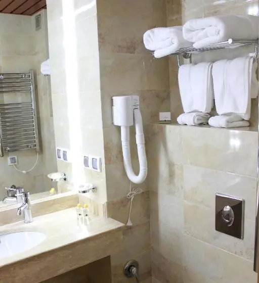 Deluxe Yhden Hengen Huone, Svilena