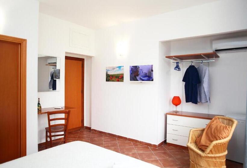 标准三人间, Country Villa San Vito Bay