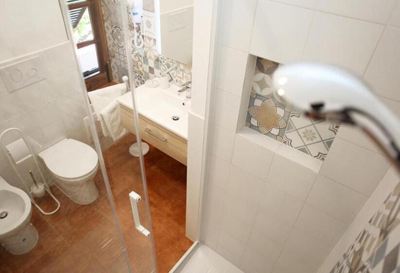 标准间带阳台, Country Villa San Vito Bay