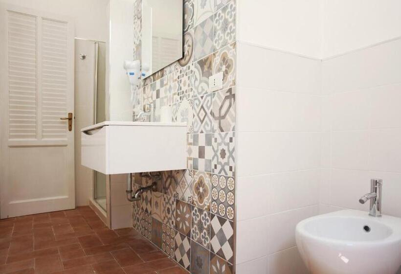 标准间带露台, Country Villa San Vito Bay