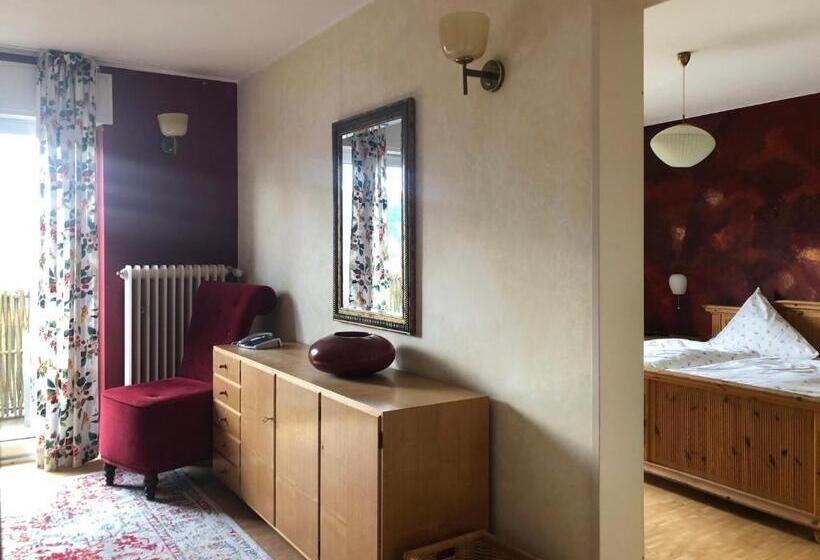 جناح مزوَّد بشرفة, Landhotel Pension Haus Sonneck