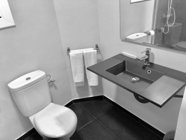 标准间, Sitges Eleven