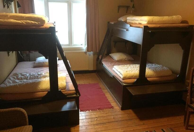 غرفة قياسية رباعية, Pensionat Mullfjället