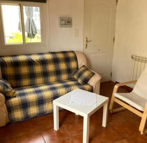 Huoneisto 2 Makuuhuonetta, Casa Robion