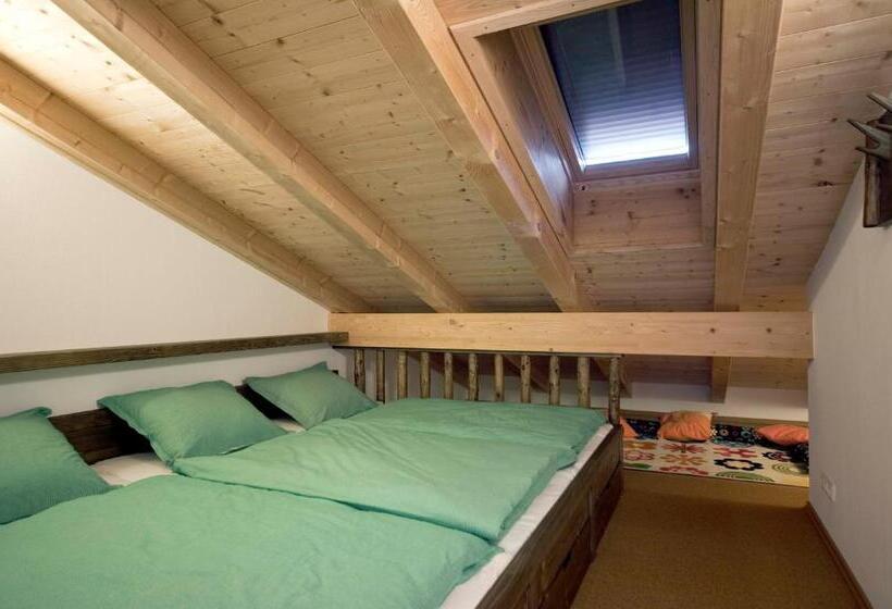 2ベッドルームアパートメント, Marchlhof