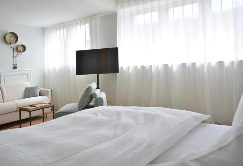 バルコニー付きスーペリアルーム, Albergo Toscana