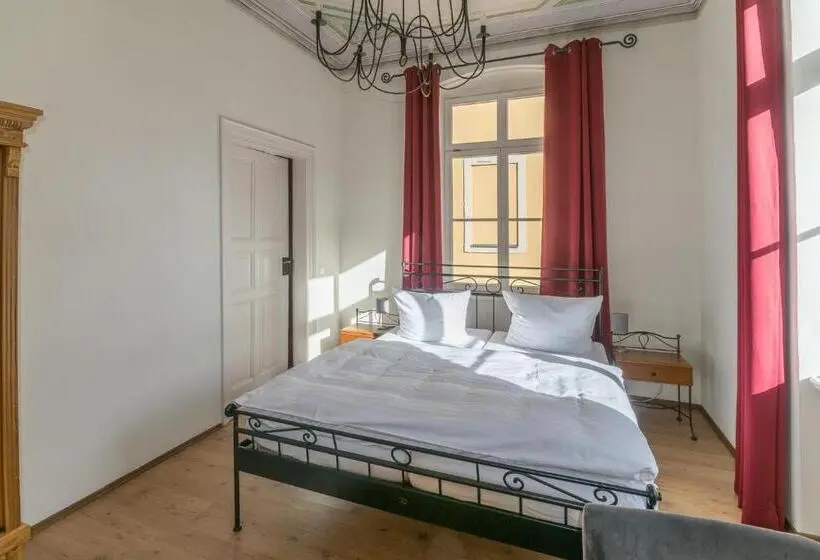 デラックスファミリールーム, Albergo Toscana