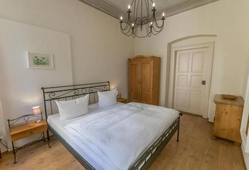 デラックスファミリールーム, Albergo Toscana