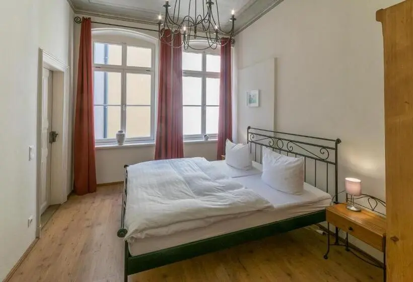 デラックスファミリールーム, Albergo Toscana