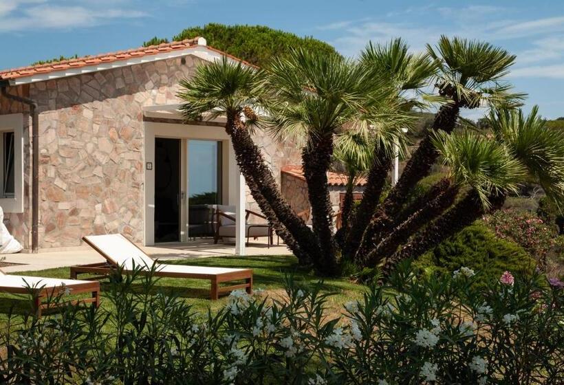 شقة سوبيريور غرفة نوم واحدة مطلّة علي البحر, Resort Capo Bianco