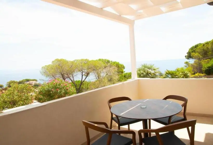 オーシャンビューのスーペリアー１ベッドルームアパートメント, Resort Capo Bianco