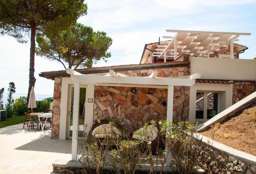 1 Bedroom Deluxe Apartment Side Sea View, Resort Capo Bianco