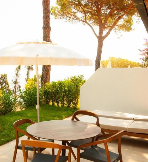 شقة ديلوكس غرفة نوم واحدة إطلالة جانبية على البحر, Resort Capo Bianco