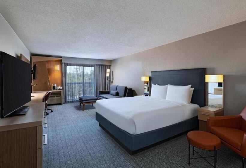 스탠다드 룸 킹사이즈 침대, Courtyard By Marriott Austin The Domain Area