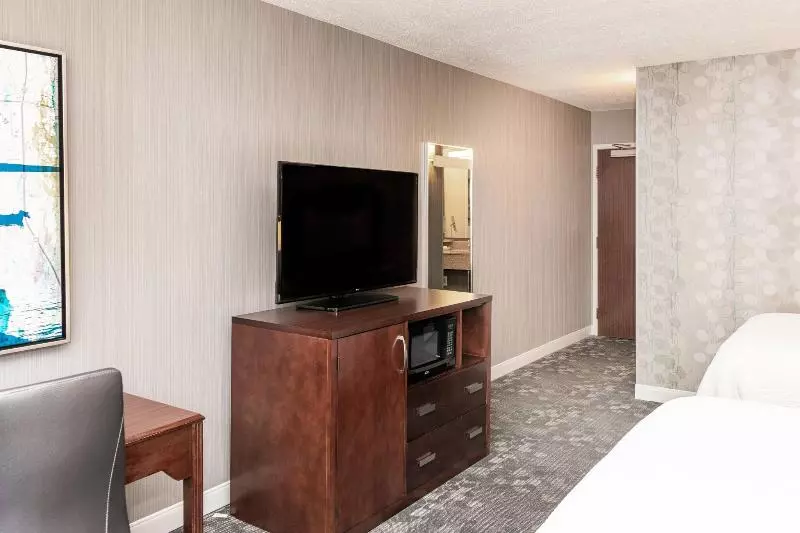 スタンダードルーム, Country Inn & Suites By Radisson, Columbus Edinburgh