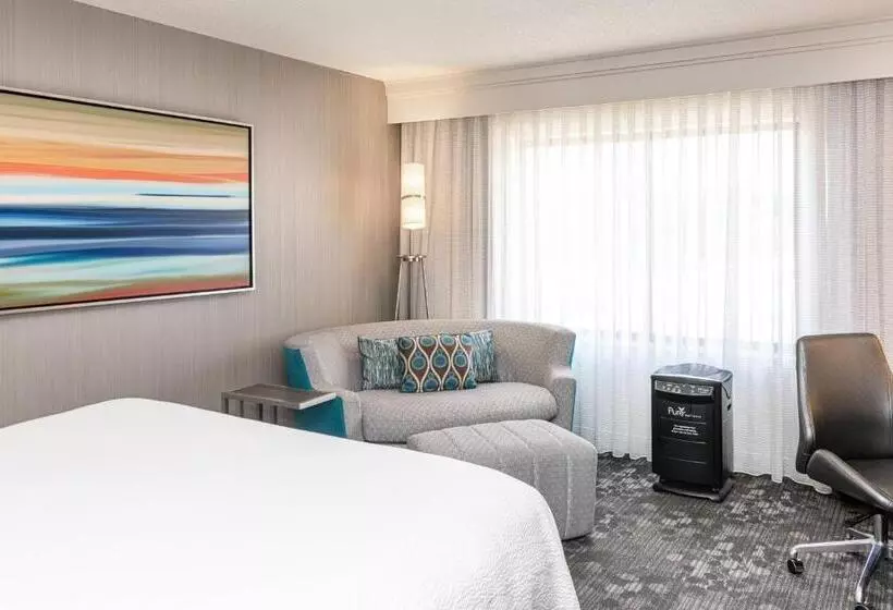 キングサイズベッドのスタンダードルーム, Country Inn & Suites By Radisson, Columbus Edinburgh