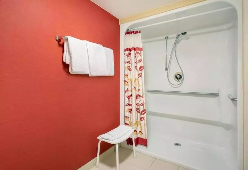 اتاق استاندارد با 2 تخت دوبل, Courtyard Chicago Midway Airport