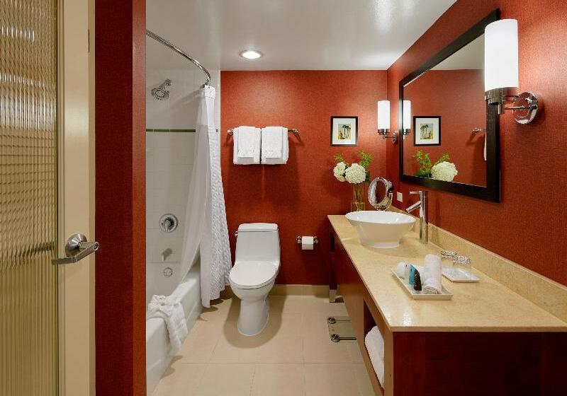 スタンダードルーム, Crowne Plaza Cabana Hotel, An Ihg