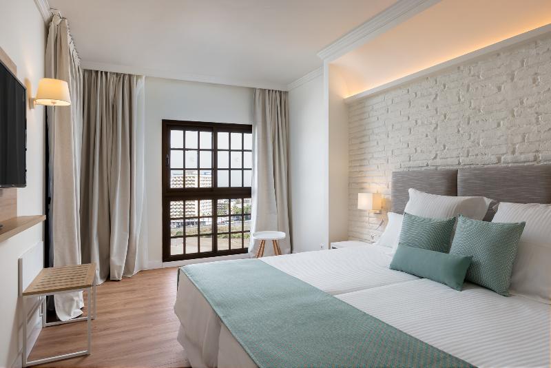 غرفة قياسية, Crowne Plaza Cabana Hotel, An Ihg