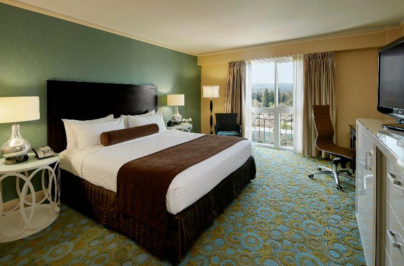 غرفة قياسية سرير كينج, Crowne Plaza Cabana Hotel, An Ihg