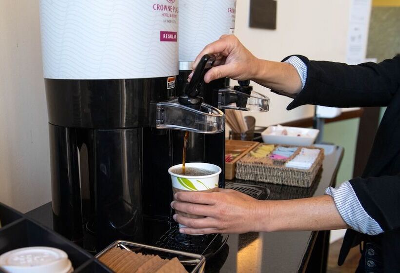 スタンダードルーム, Crowne Plaza Cabana Hotel, An Ihg