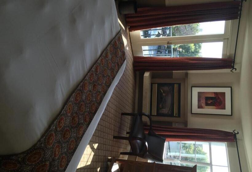 غرفة ديلوكس, Cypress Inn