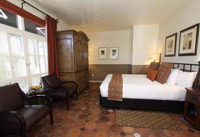 غرفة ديلوكس, Cypress Inn