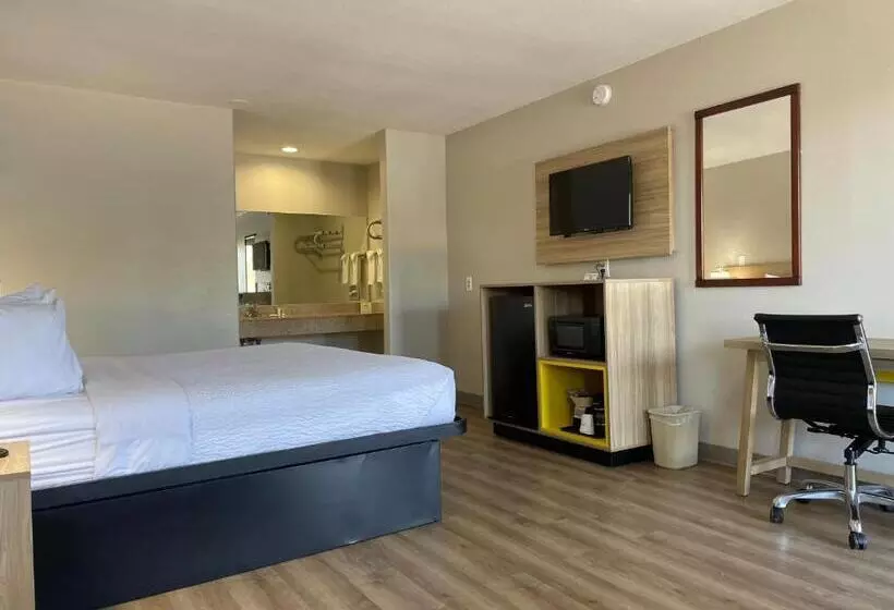 اتاق استاندارد با تخت بزرگ برای معلولان, Days Inn By Wyndham Temple