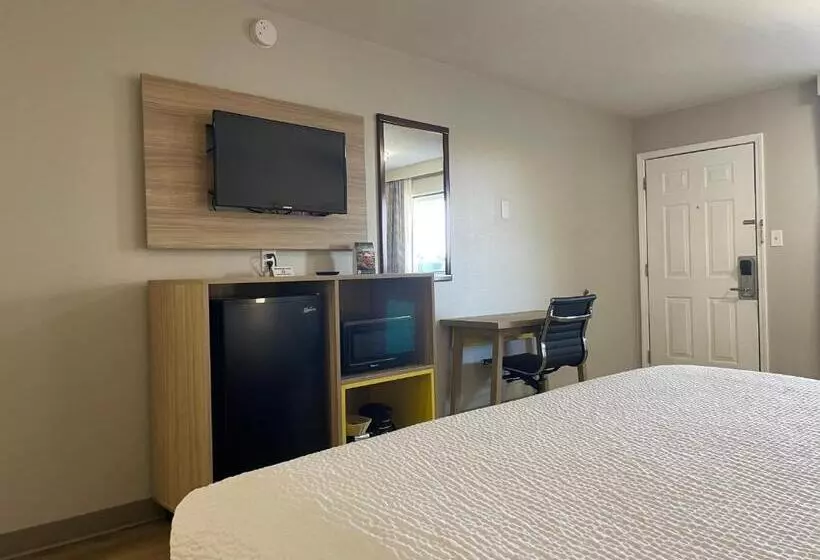 اتاق استاندارد با تخت بزرگ برای معلولان, Days Inn By Wyndham Temple