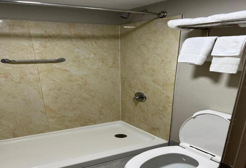 غرفة قياسية سرير كينج, Days Inn By Wyndham Tupelo