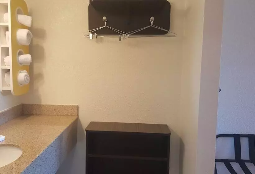 2ダブルベッドのスタンダードルーム, Motel 6columbus, Oh Osu