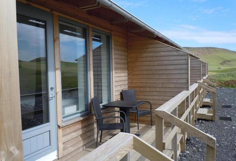 استودیوی استاندارد, Hvammból Guesthouse