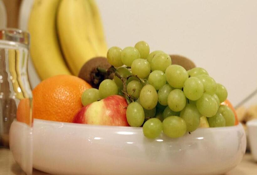 اتاق خانوادگی با سرویس بهداشتی مشترک, Kef Guesthouse By Keflavík Airport