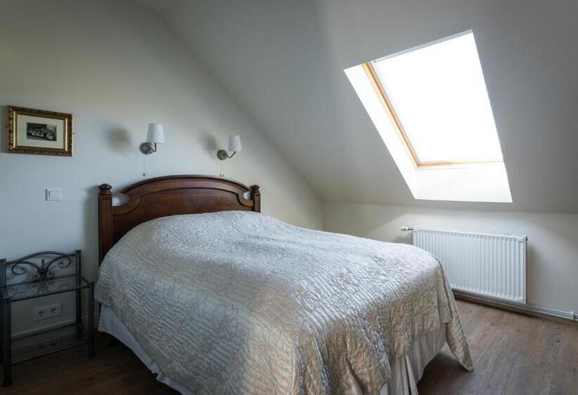 اتاق اکونومی, Budir