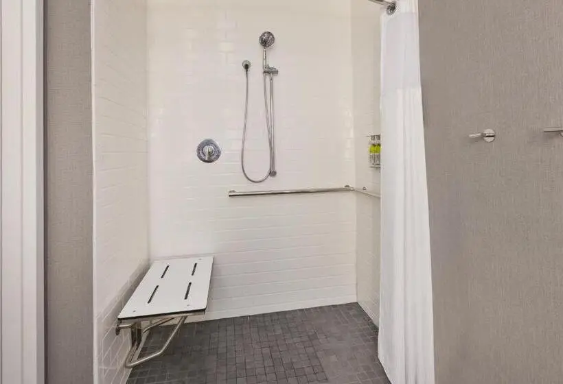 身障者適用スイートルーム, Staybridge Suites Pittsburgh Airport, An Ihg