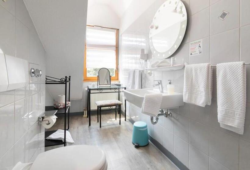 Номер Стандарт Трехместный, Blütenhotel Village